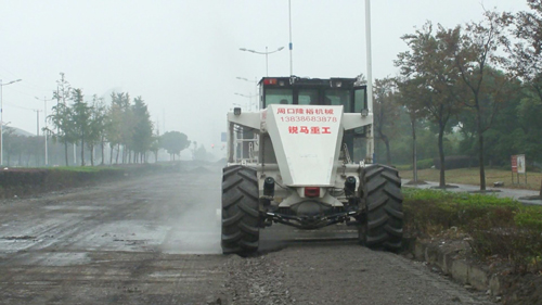 WR2300L，上海青浦大三渣路基冷再生